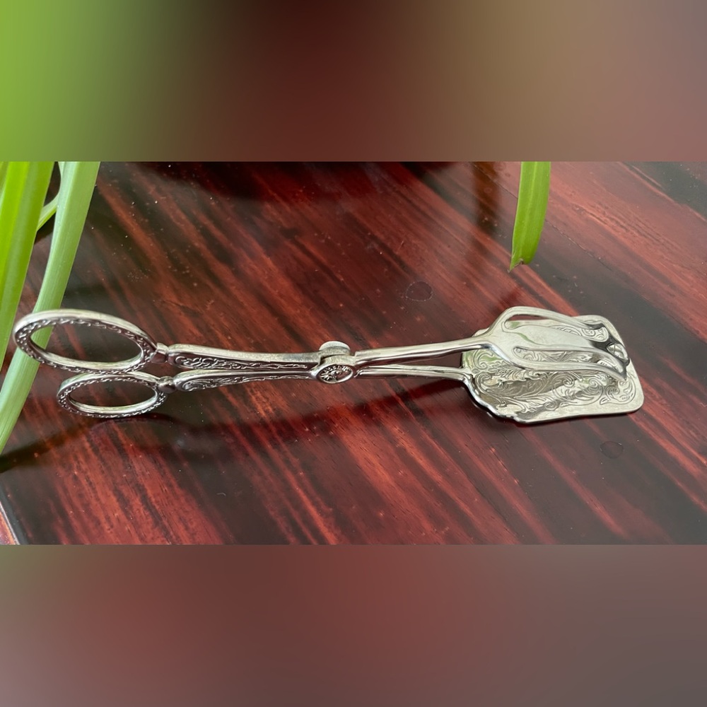 Vintage Regal Silver EP Zinc Silver Plated Ornate Serving Tongs